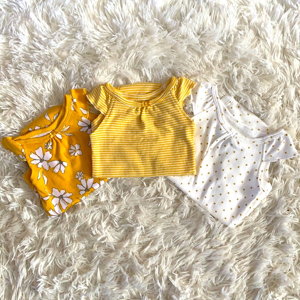 0-3 month Carter’s onesies! BUNDLE!